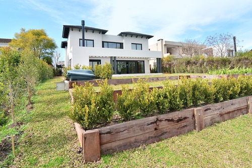 Imagen 7 de 30 de Casa En Venta En Santa Barbara, Tigre, G.b.a. Zona Norte