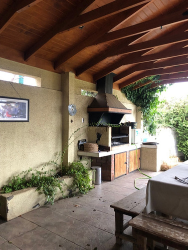 Casa En Condominio, Vende Su Dueño