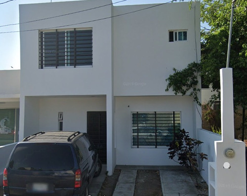 Casa Adjudicada En Fracc. Paraíso Salagua En Manzanillo Colima En Remate Bancario Sdc