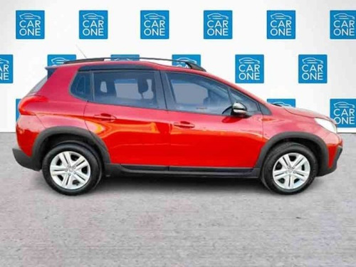 Imagen 14 de 16 de Peugeot 2008 1.6 Allure 2021