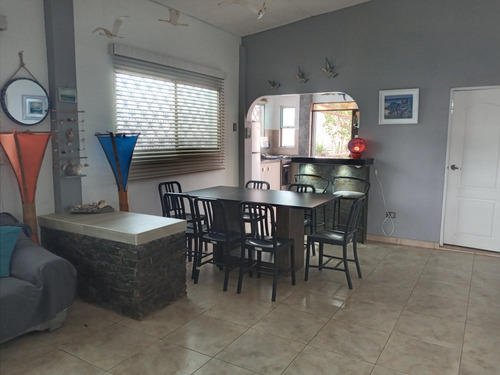 Imagen 6 de 21 de Salinas Casa Con Piscina Privada Por Dias