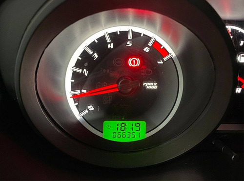 Imagem 6 de 6 de Ford Fiesta 1.0 Mpi Hatch 8v Flex 4p Manual