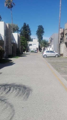Imagen 2 de 13 de Departamento En Venta En Canning