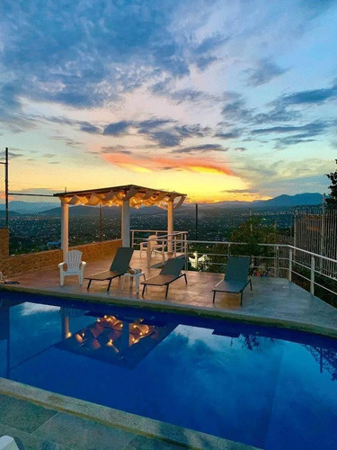 Imagen 19 de 20 de Venta De Casa En Cuernavaca Con Alberca Privada.
