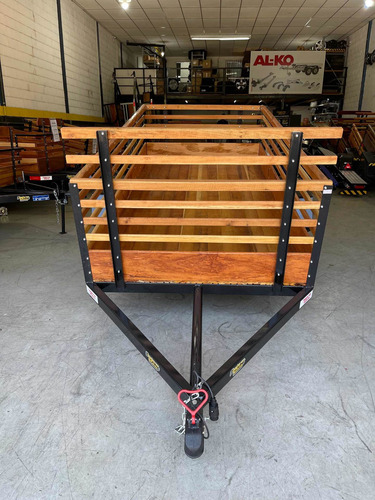 Carretinha Fazendinha 2.50 X 1.30 X 0.60 - Cap. 700kg - 0km