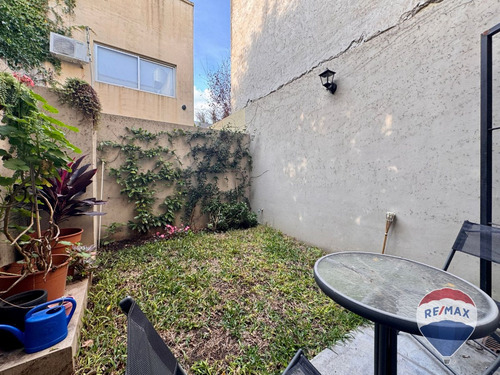 Duplex Con Terraza En Venta La Plata