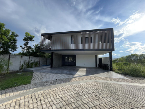 Casa En Privada Soluna Modelo Na'sara, Temozon Norte, Entrega Inmediata