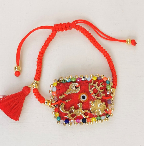 Imagen 1 de 1 de Pulsera Tejida Escapulario Dijes Suerte