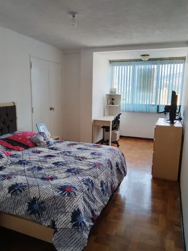 Apartamento En Centro De Medellin 142 M2 Piso 14 (a)