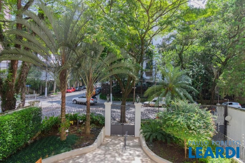 Imagem 12 de 15 de Apartamento - Campo Belo - Sp - 599494