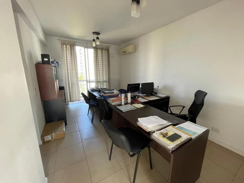 Imagen 2 de 10 de Dos Ambientes De Categoria En Venta San Miguel Centro!
