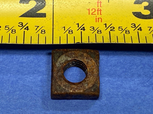 8 Vintage Rusty Crusty Square Nuts 1/4 Coarse Antique R Bbc