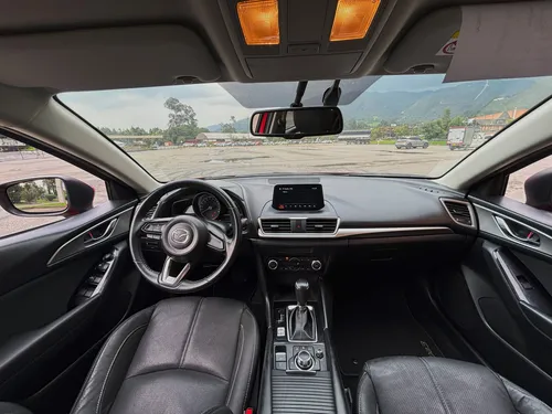 Mazda 3 2.0 Touring At