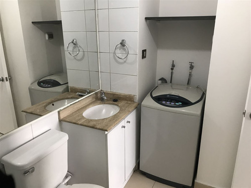 Oportunidad Impecable Departamento 1 Dormitorio Metro Moneda