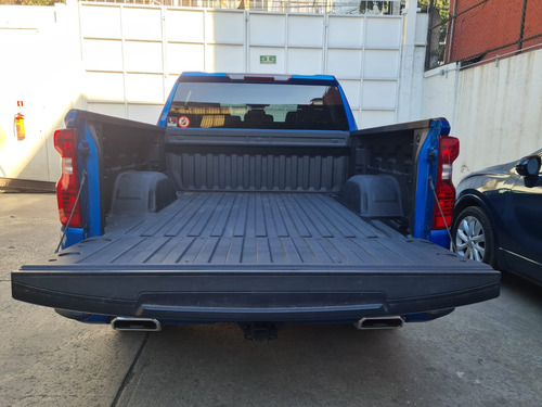 Chevrolet Silverado 5.3 V8 Custom Doble Cabina 4X4 At
