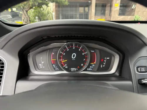 Volvo XC60 2.5 T5 Awd Summum