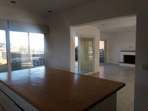Imagen 11 de 28 de Venta Casa Con Pileta En Araucarias