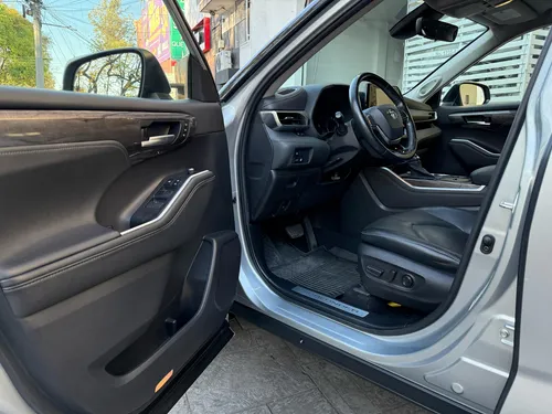 Toyota Highlander 3.5 Limited At
