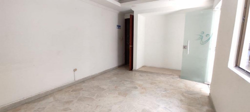 Imagen 10 de 17 de Casa En Arriendo En Cali Tequendama. Cod 102430