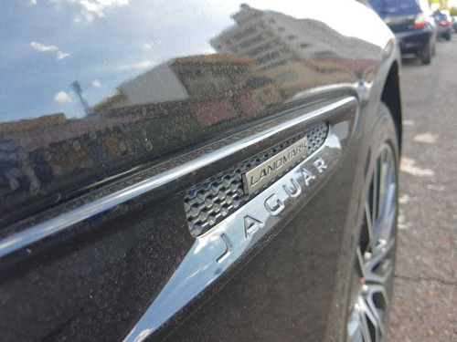 Jaguar Xe 2.0 R-sport 4p