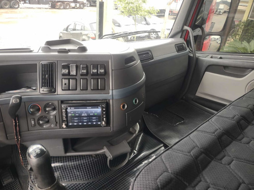Imagem 19 de 25 de Volvo Fh 440