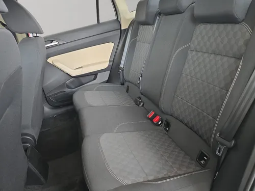 Volkswagen Virtus TRENDLINE L4 1.6L 110HP STD