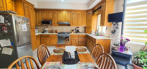Imagen 11 de 27 de Casa En Venta Las Misiones Frente A Parque