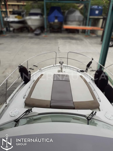 Imagem 8 de 13 de Prestige 40 2014 Intermarine Azimut Ferretti Phantom