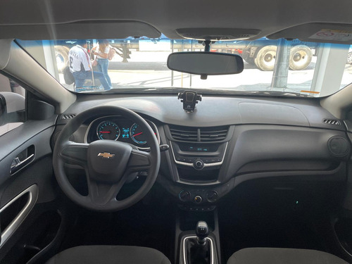 Chevrolet Aveo Hatch 1.6 Ls Mt
