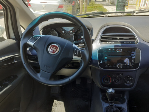 Fiat Punto 1.4 Attractive L/13 2015