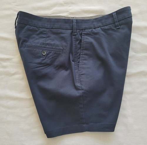 Pantalón Corto Marca Express Color Azul Talla 34 (Usado)
