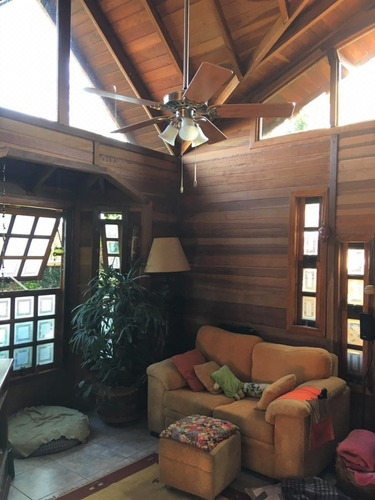 Casa Em Guarujá Com 3 Dormitórios - Vz5744