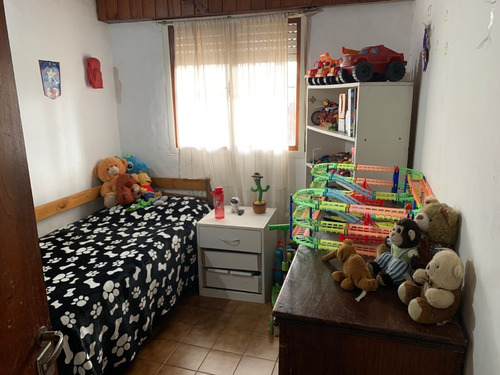 Venta De Casa 4 Ambientes En General Madariaga, Con Excelente Ubicacion