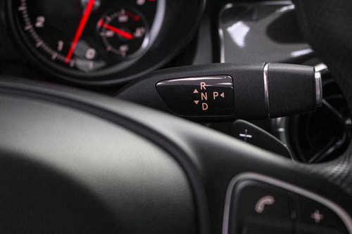 Imagem 10 de 15 de Mercedes-benz Cla180 2018