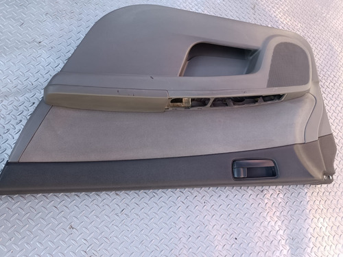 Tapa De Puerta Delantera Derecha Nissan Sentra 2007/2012 (Usado)