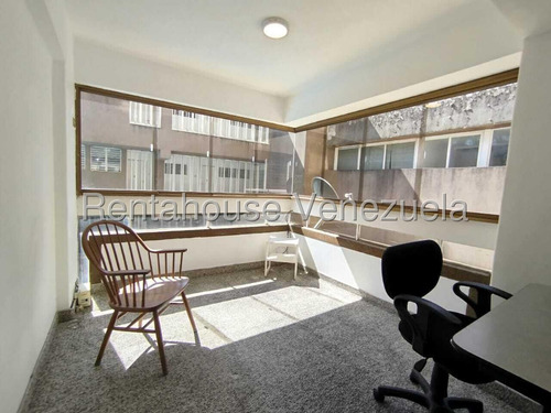 Alquiler De Departamento En Colinas De Bello Monte #25-9402