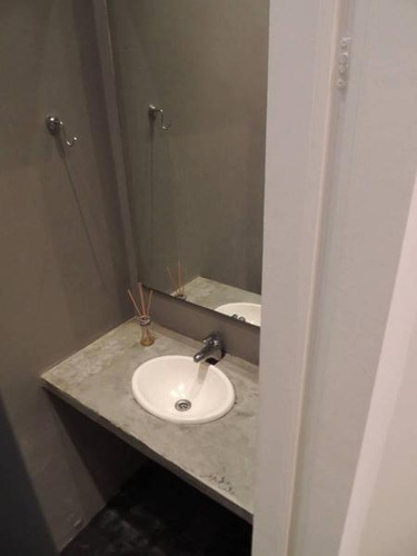 Ph En Venta En El Barrio De Villa Crespo (sin Expensas)