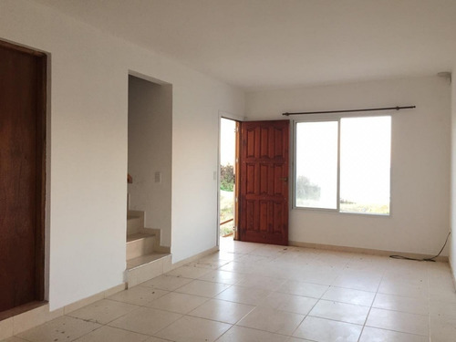 Imagen 3 de 15 de Duplex En Venta - Con Cochera Sin Expensas En Mar Del Tuyu Con Vista Al Mar