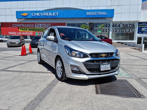 Imagen 8 de 14 de Chevrolet Spark 2020 1.4 Premier Cvt