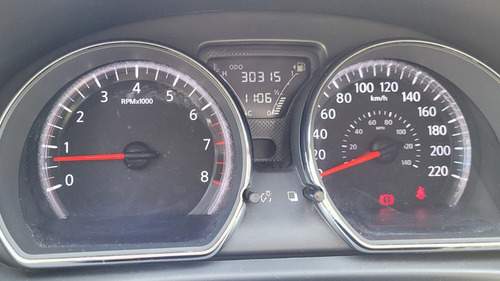Imagen 8 de 20 de Nissan Versa 2020
