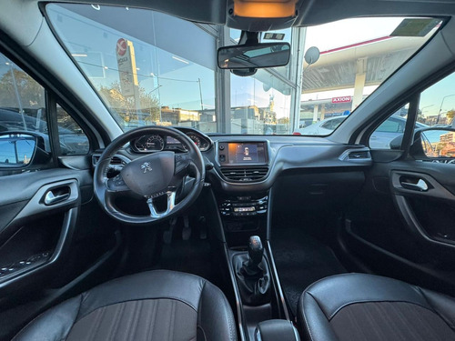 Peugeot 2008 1.6 Feline