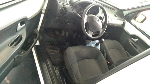 Kangoo Authentique 5a 2015 (jb)