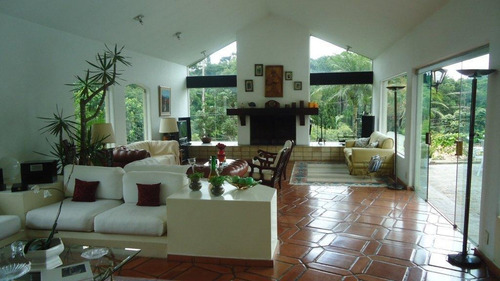 Magnífica Mansão No Miolo Da Granja Viana !! 4 Dorms(2 Suítes) Agora Aluga R$12.000,00 Mais Cond. E Iptu - Ca1524