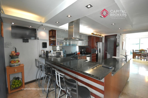 Casa De Lujo En Venta Con Alberca En Las Fuentes Cerca De La Expo