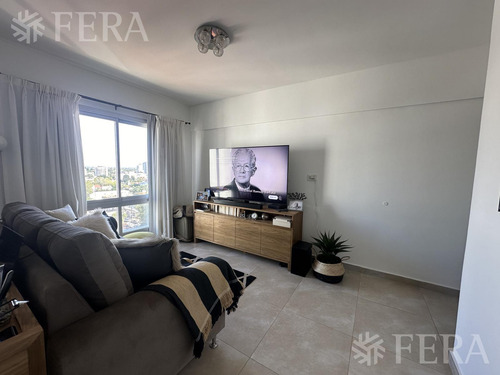 Venta De Departamento De 2 Ambientes Con Balcón En Berazategui
