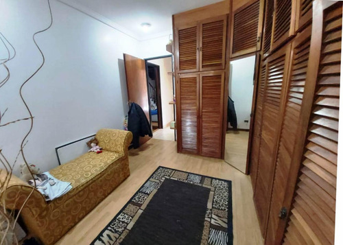 Importante Chalet Sobre 2 Lotes El Palomar.