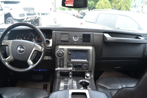 Imagen 7 de 12 de Hummer H2 2009
