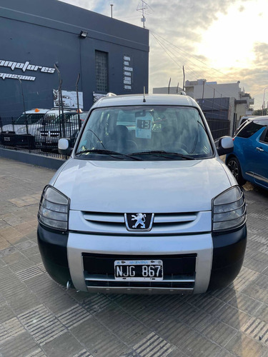 Imagen 3 de 8 de Peugeot Partner 1.6 Hdi Patagónica