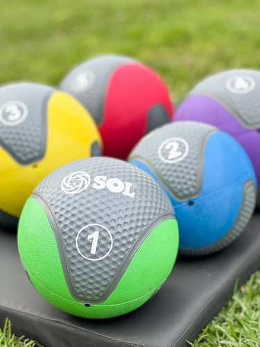 Imagen 3 de 4 de Pelota Con Peso 1 Kg Funcional Medicine Ball Con Pique