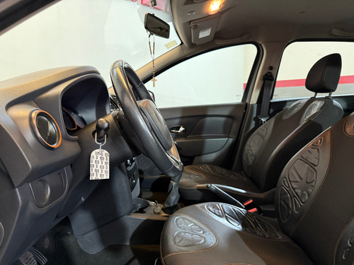 Renault Sandero Stepway 1.6 Dynamique 105cv
